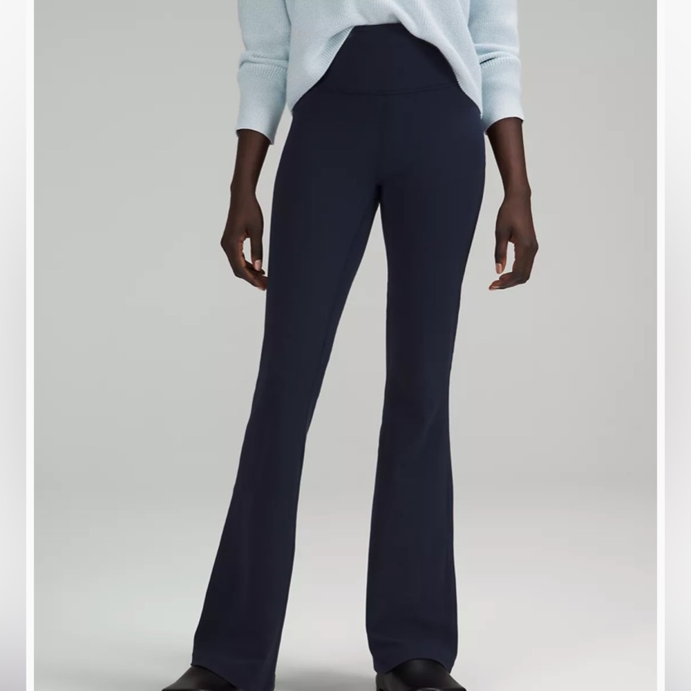 Lululemon Groove Super-High-Rise Flared Pant Nulu